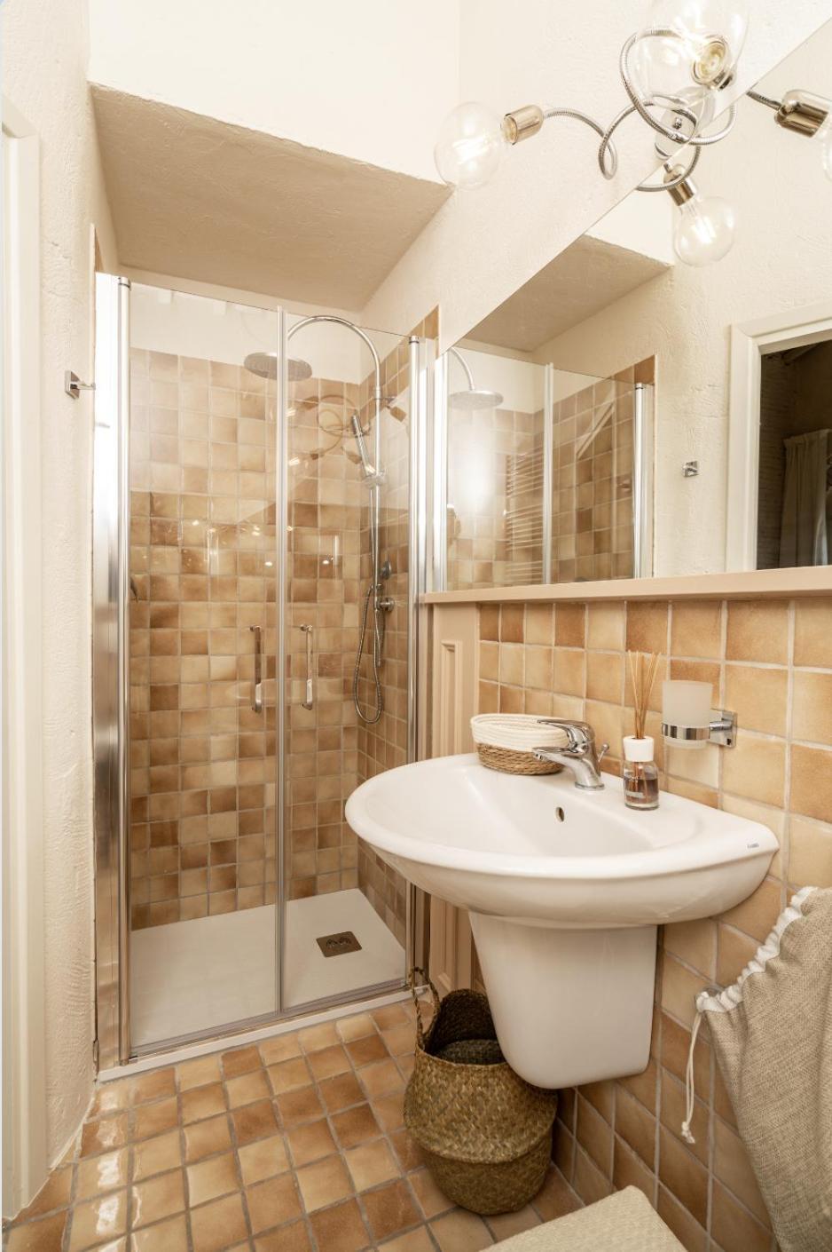 Scarlea Rooms Cecina  Esterno foto