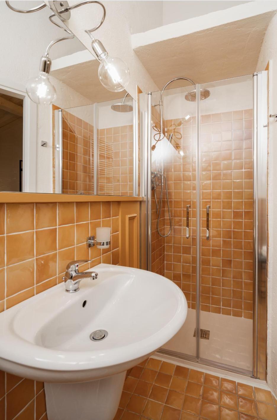 Scarlea Rooms Cecina  Esterno foto