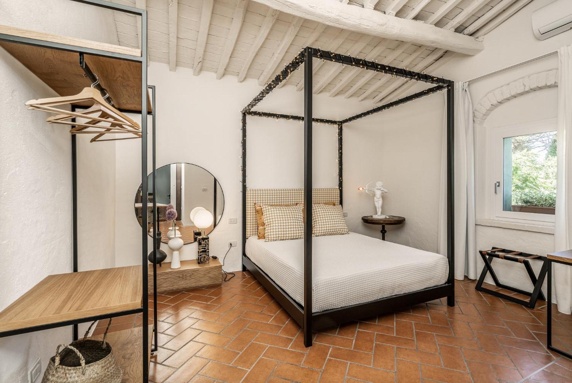 Scarlea Rooms Cecina  Esterno foto